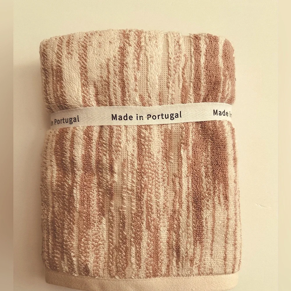 🎁2PC BIANCA Made in Portugal - Hand Towel Set - Pink Marble